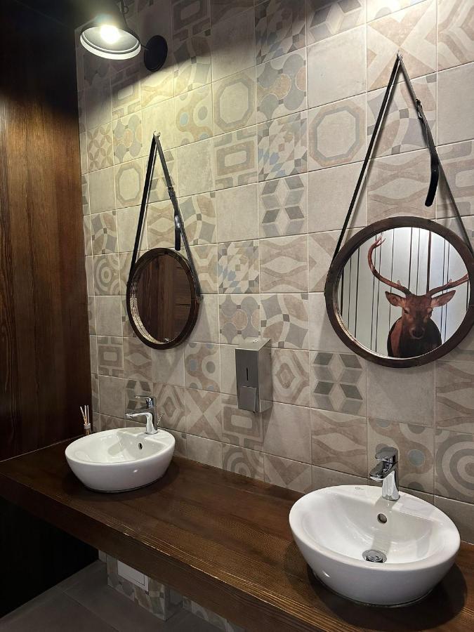 Hotel Kresowianka Konin  Kültér fotó