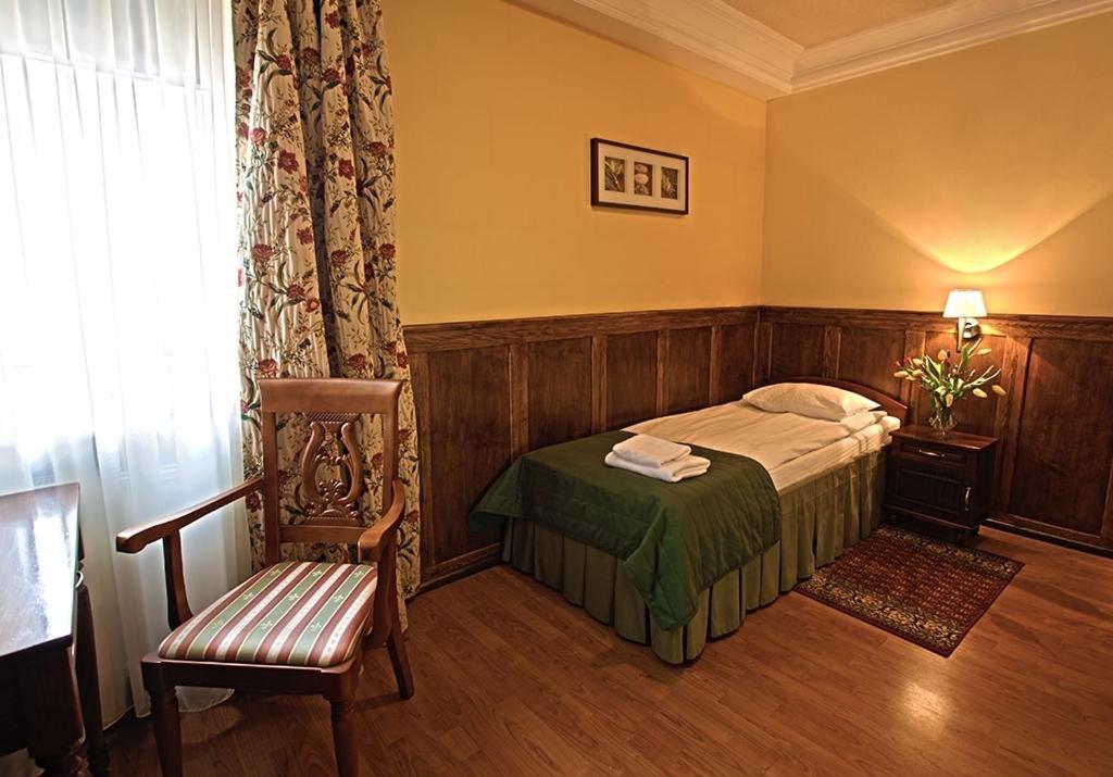 Hotel Kresowianka Konin  Szoba fotó